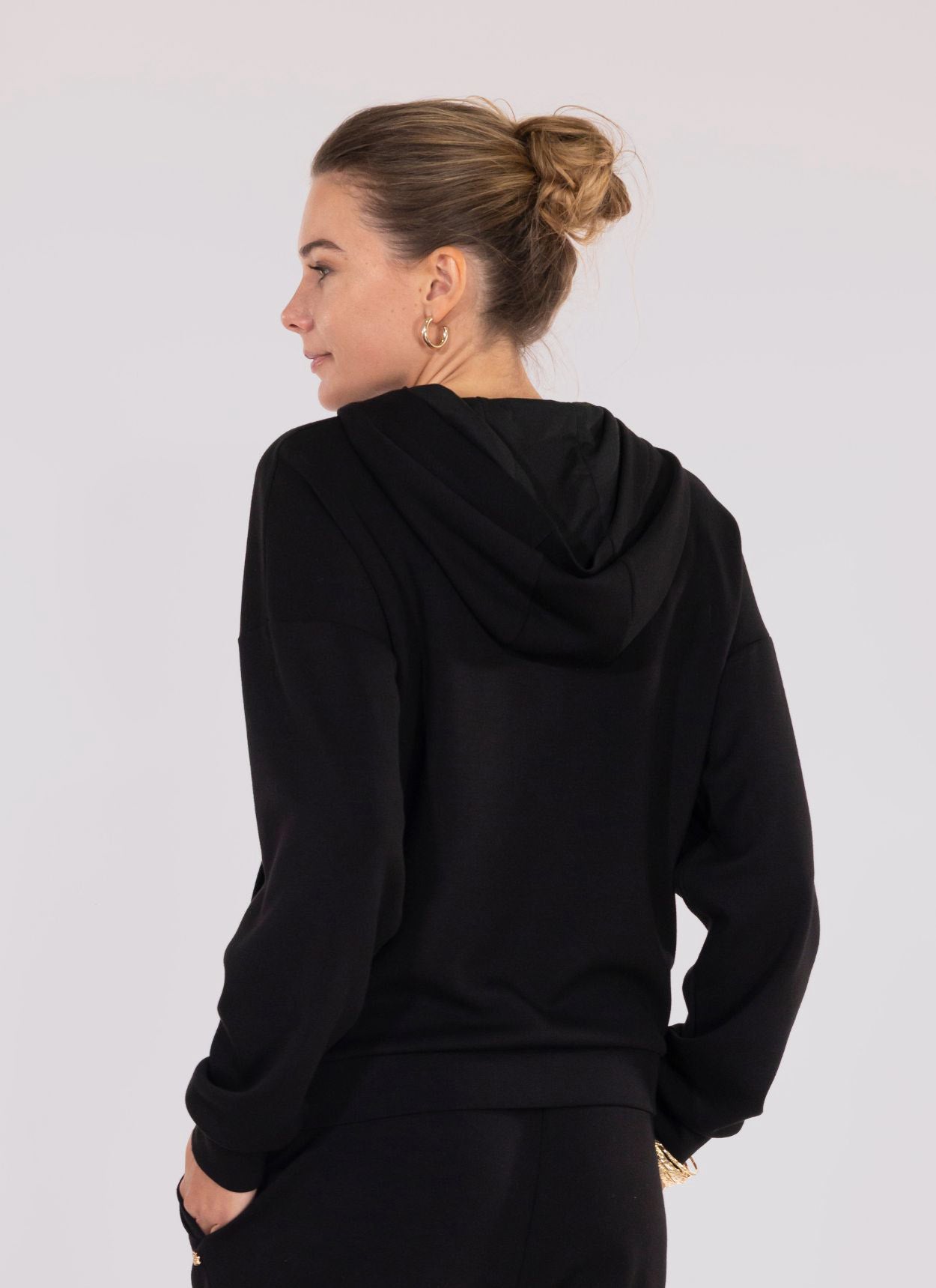 VESTE CAPUCHE FLUIDE MAEVA NOIR