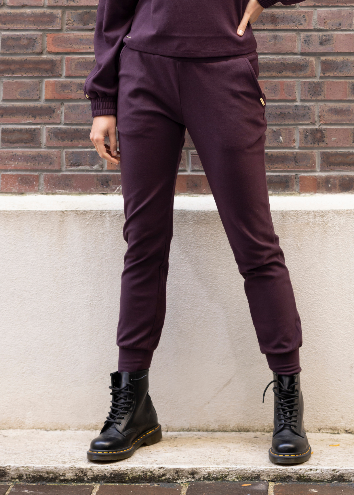PANTALON REGULAR FIT MICROPOLAIRE LOUISA PRUNE