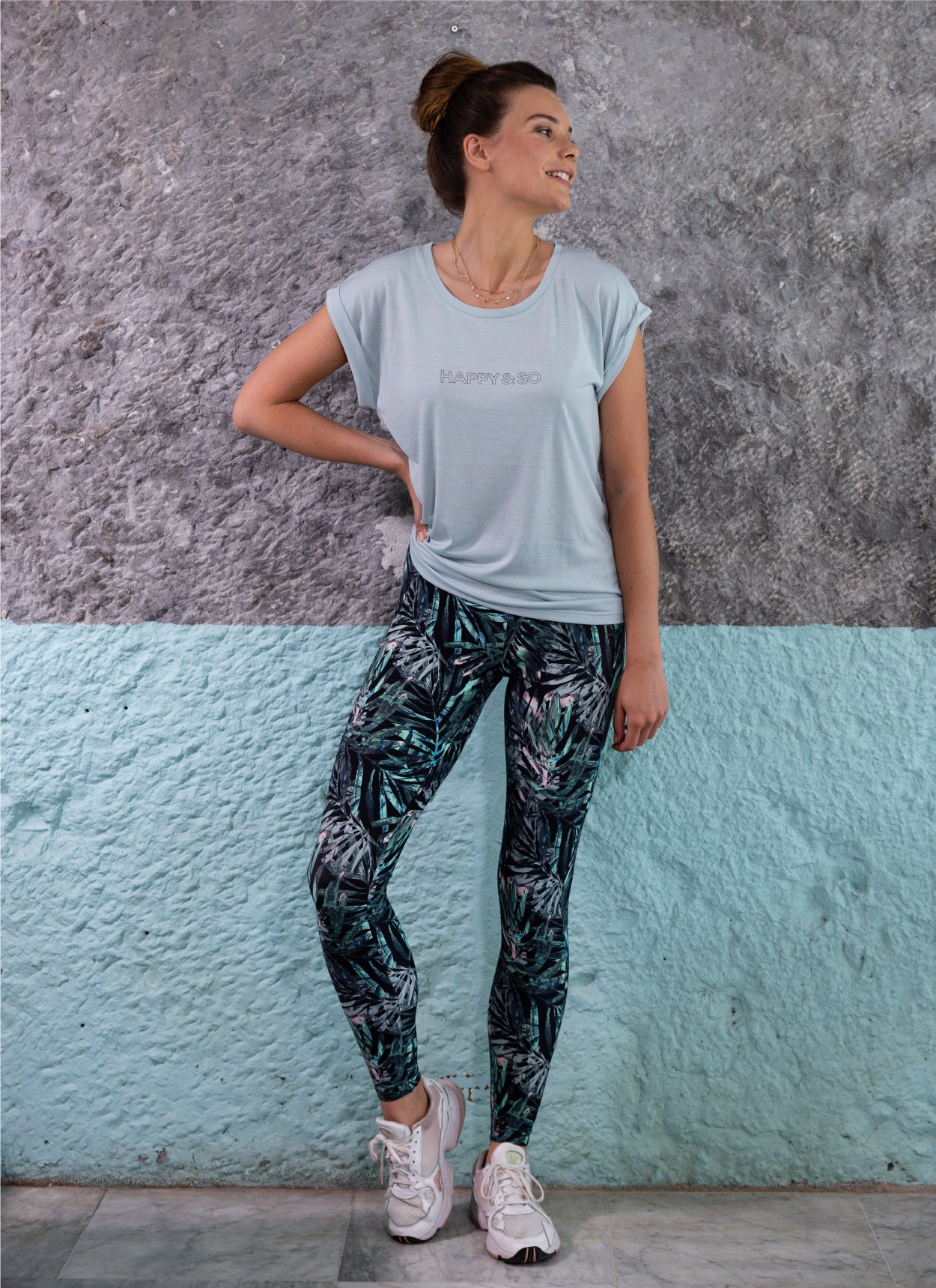 MINERAL GREEN - BLACK FITNESS LEGGINGS