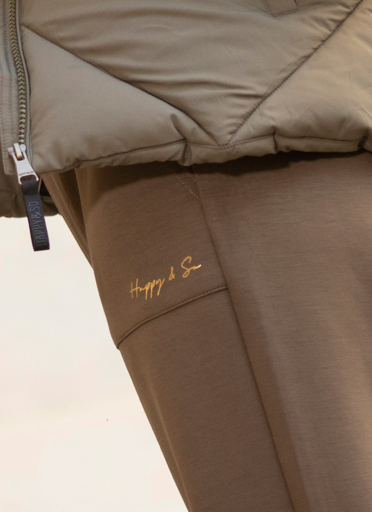 PANTALON RELAX FIT SOLÈNE KAKI