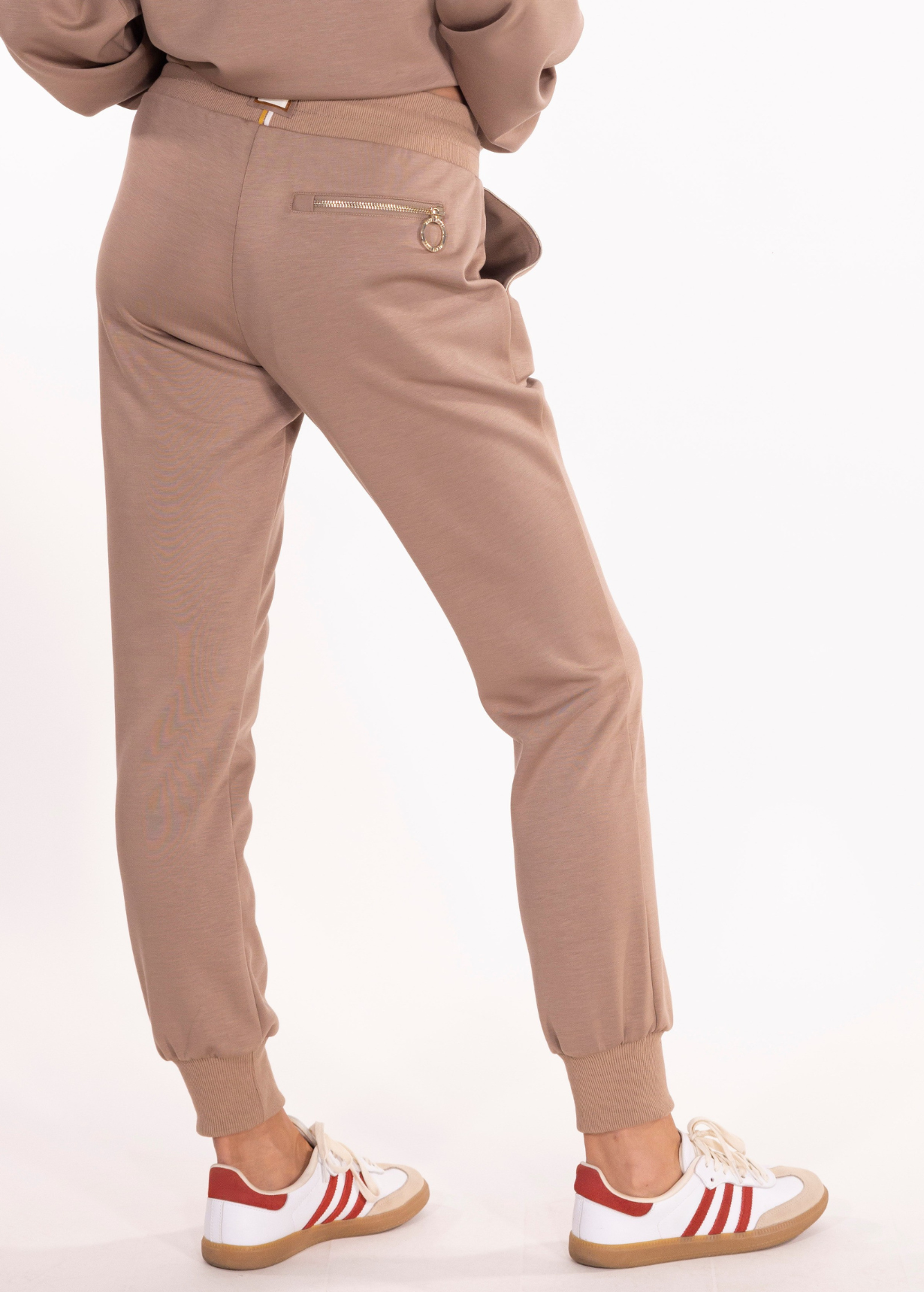 PANTALON REGULAR FIT LOUISE MOKA