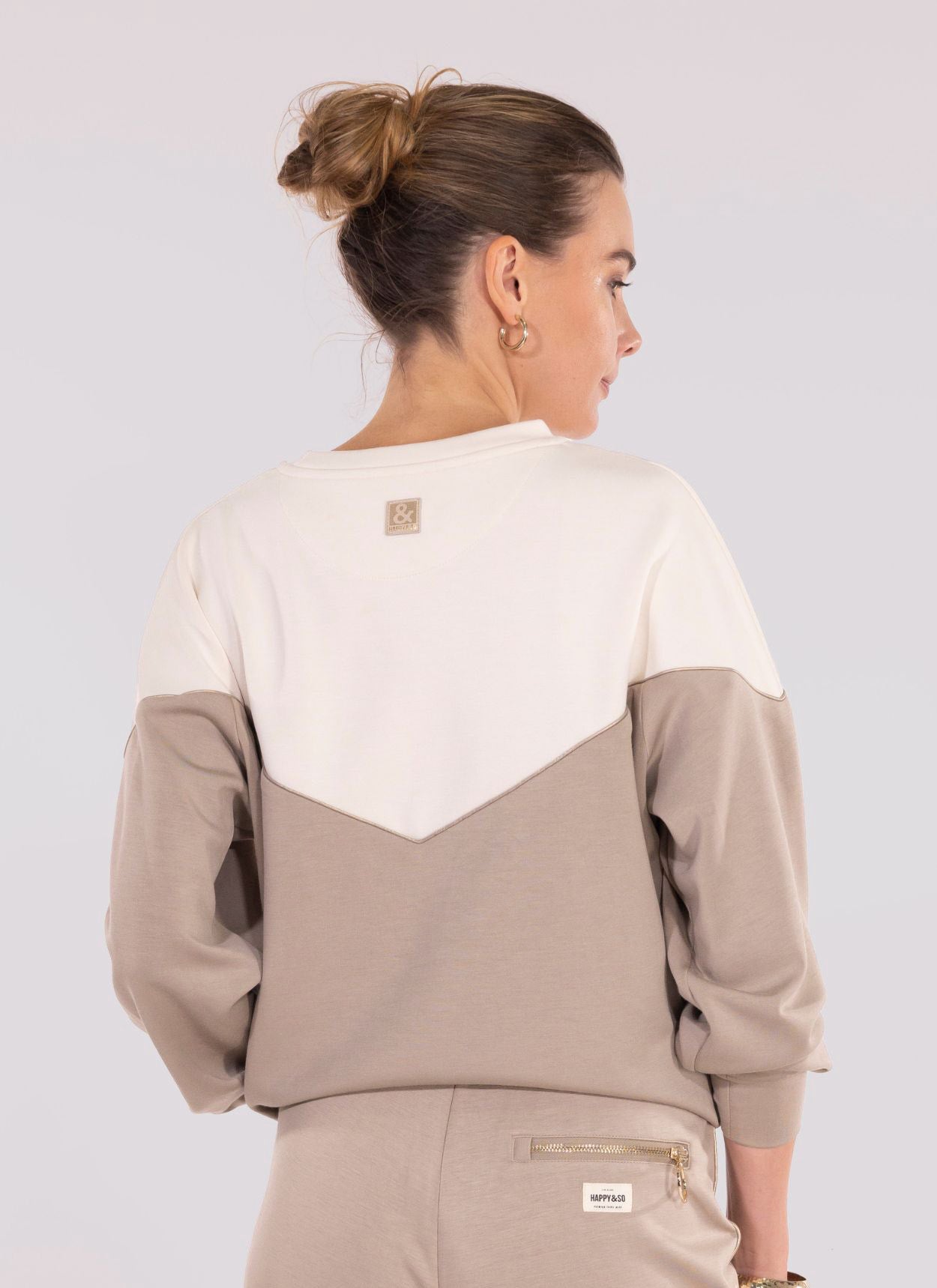 SWEAT COL ROND LOLA BEIGE - CRÈME